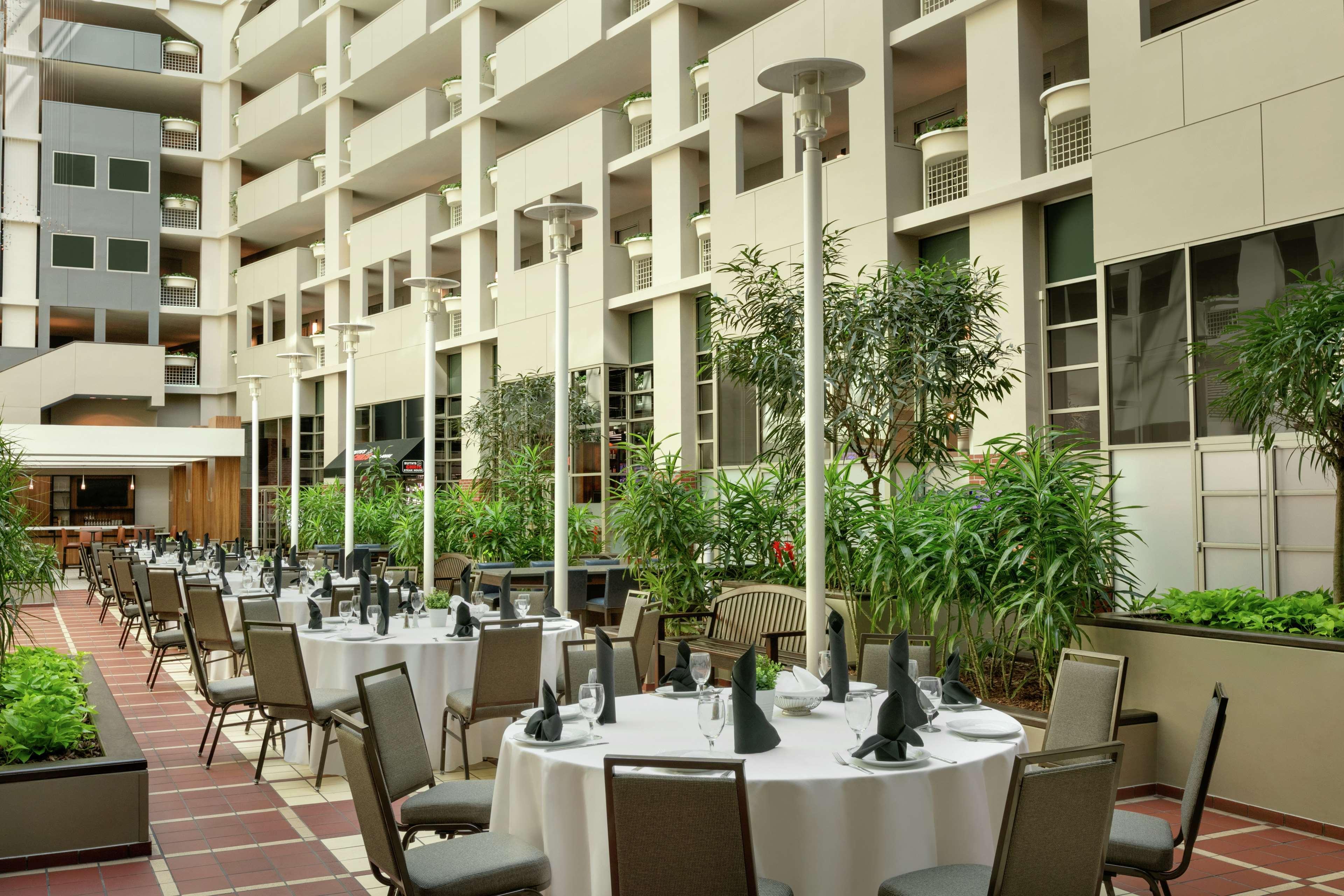 Embassy Suites By Hilton Atlanta At Centennial Olympic Park Exteriér fotografie
